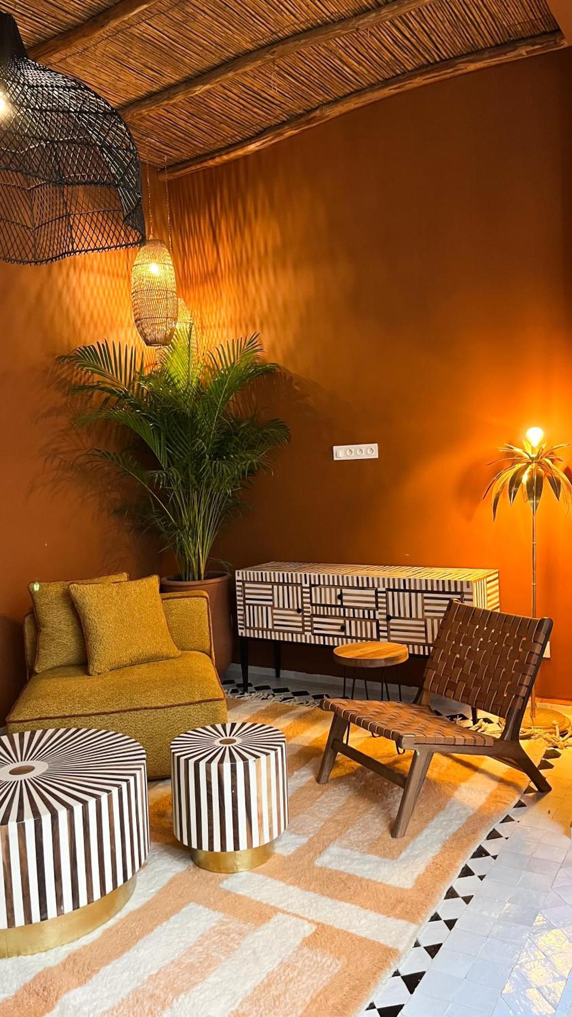 Tassili Boutique Hotel *