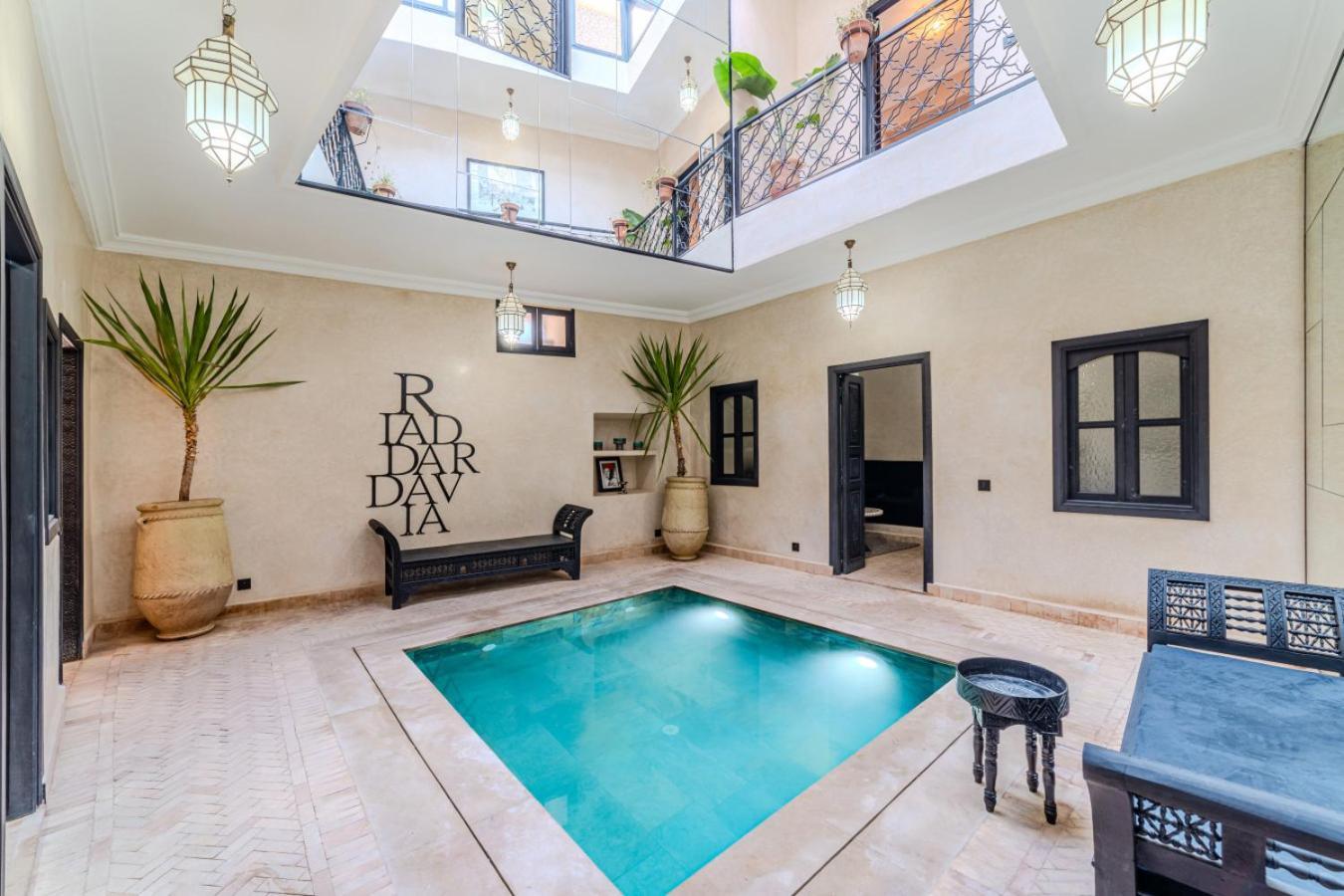 Dar Davia - Jacuzzi Rooftop - Breakfast Riad