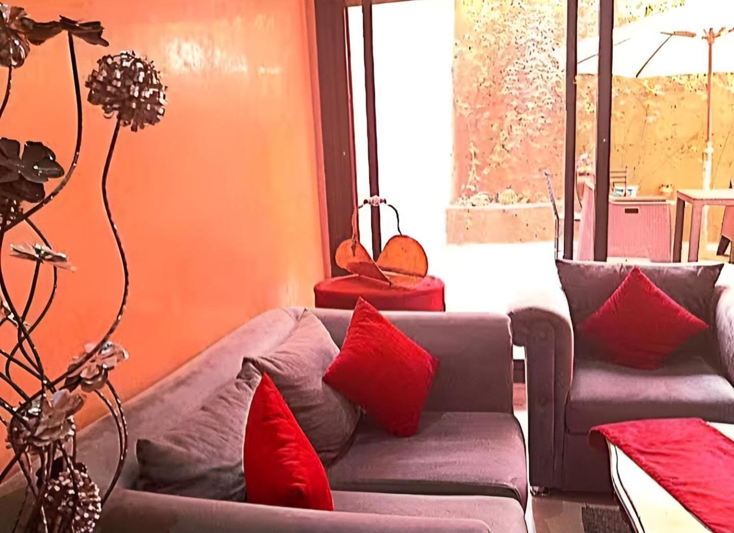 Duplex Raffine Avec Terrasse Verdoyante Et Vegetal - A 300m Du Jardin Majorelle Et Musee Yves Saint Laurent - Netflix Et Iptv