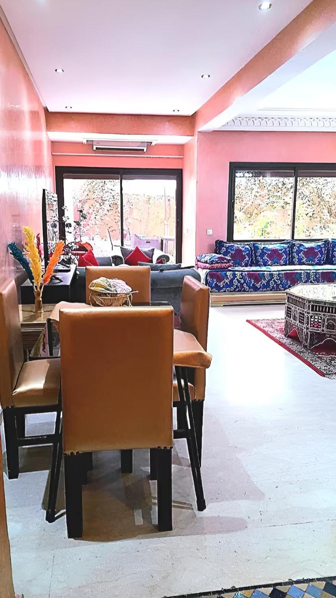 Duplex Raffine Avec Terrasse Verdoyante Et Vegetal - A 300m Du Jardin Majorelle Et Musee Yves Saint Laurent - Netflix Et Iptv Marrakesh