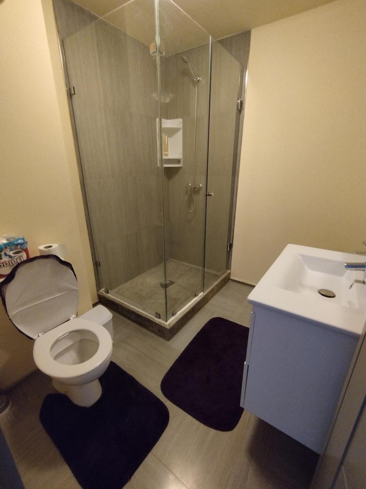Apartamento Calme, Proche De Toutes Commodites *