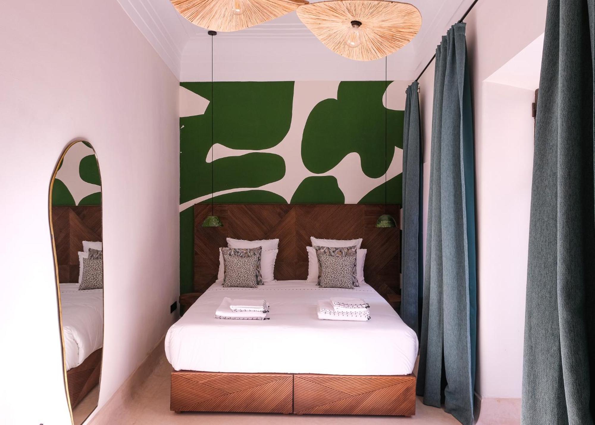Pompon Riad *
