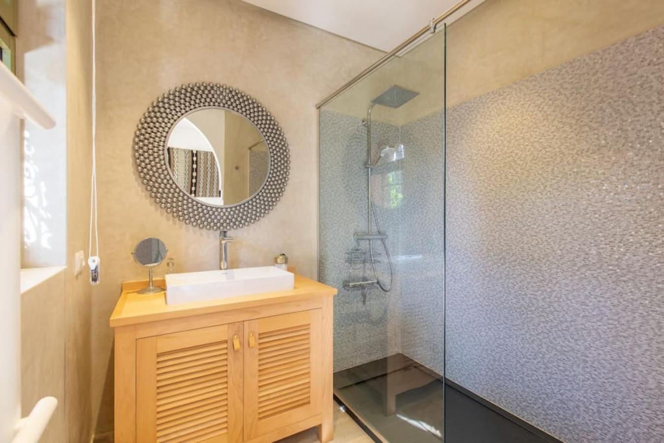 Luxe Et Detente Standing Piscine Apartment