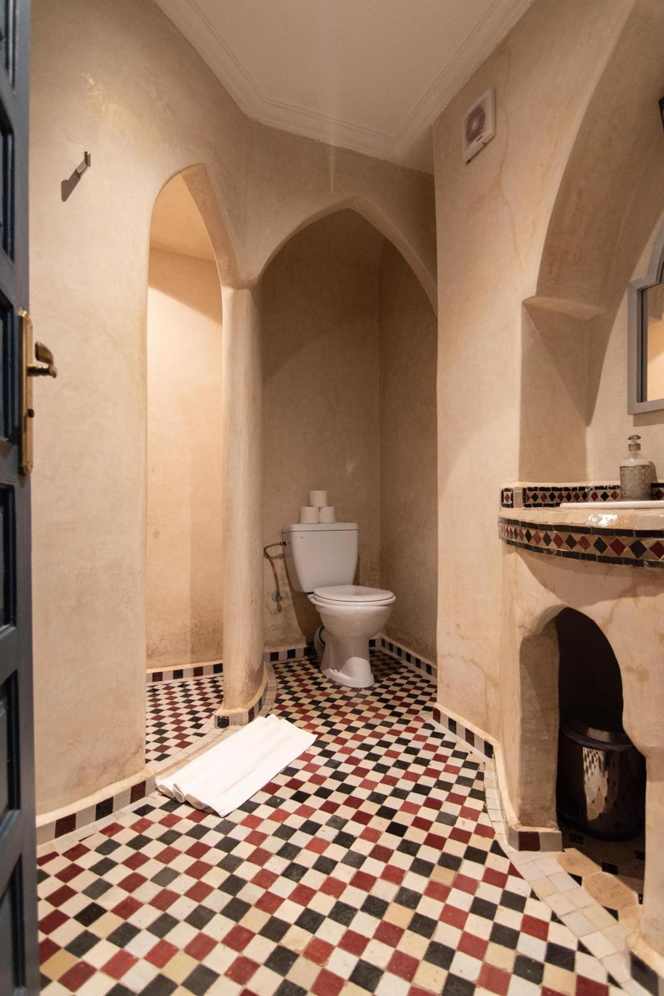 The House Marrakech Medina Hostal *
