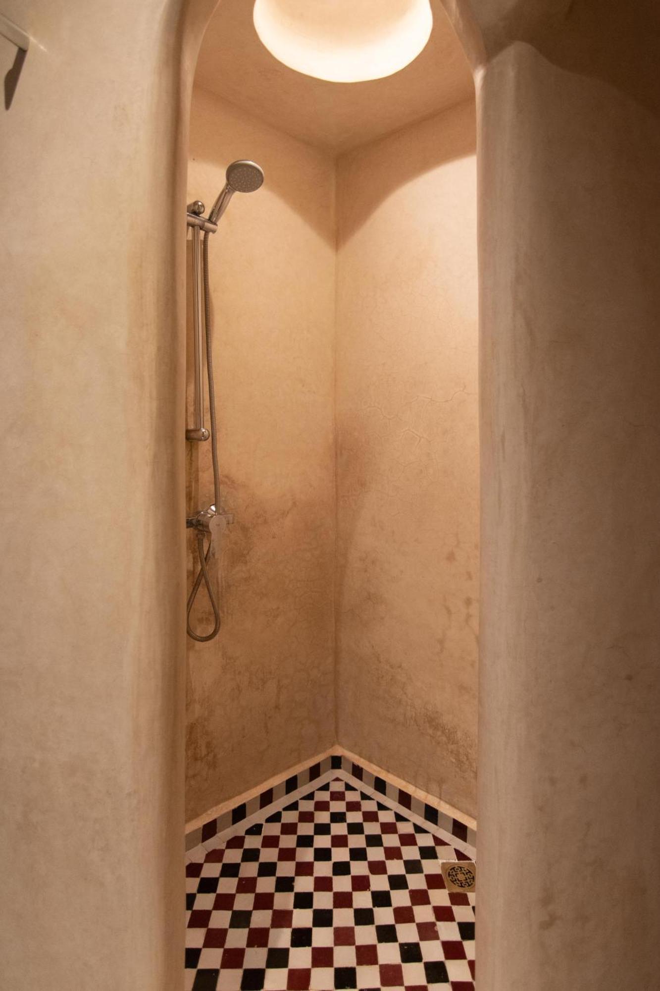 The House Marrakech Medina Hostal *