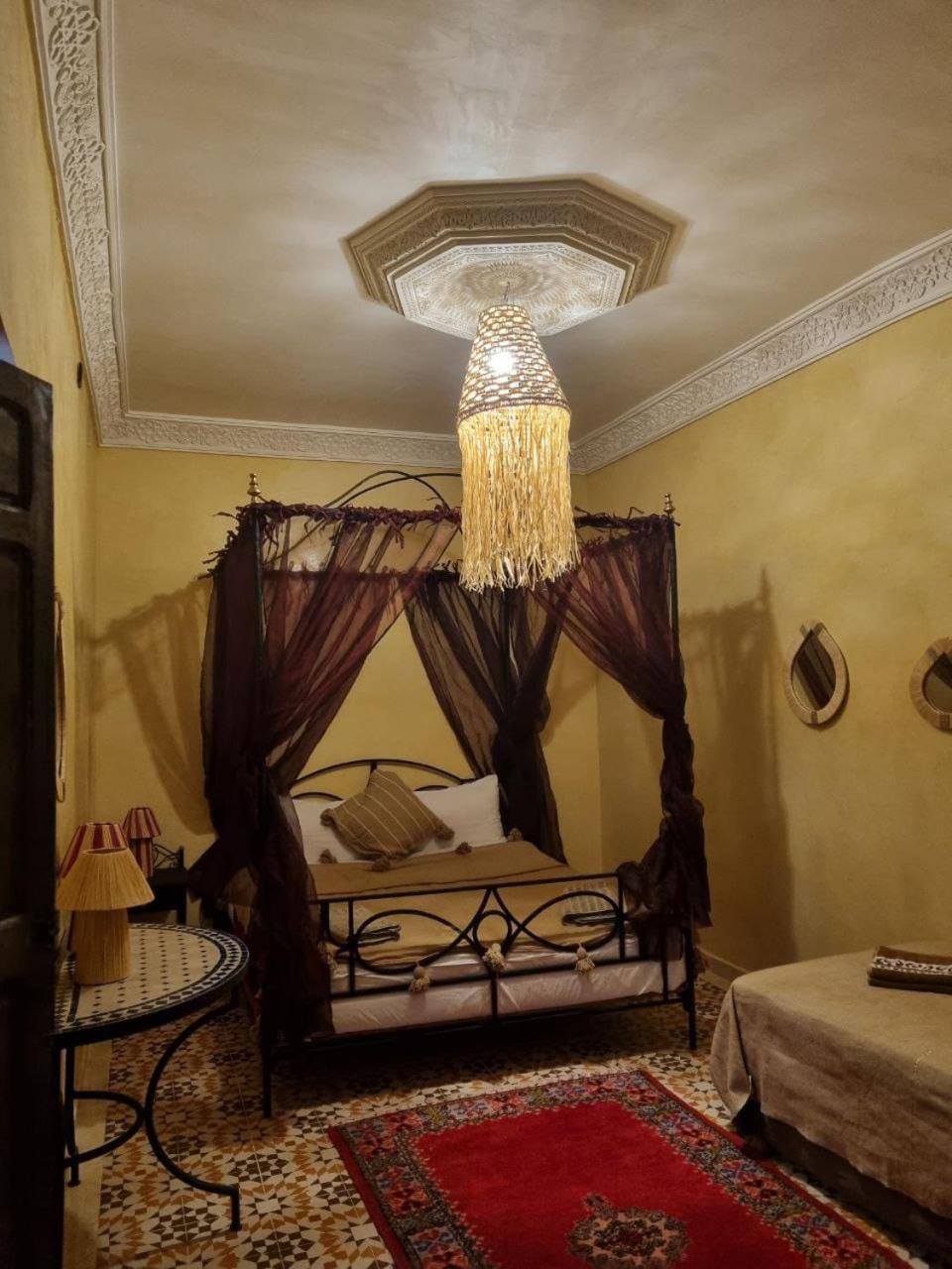 Benrahal Riad *