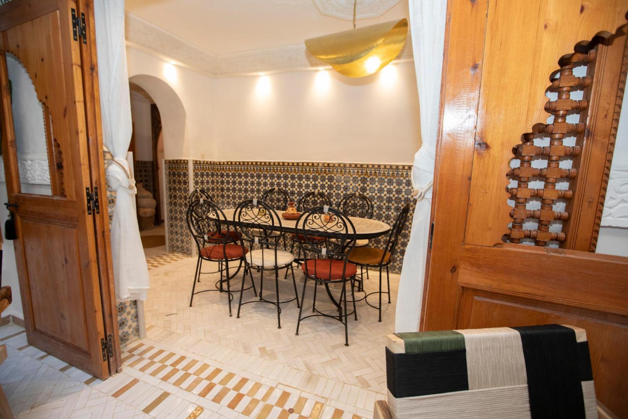 Naejma Privatisation, 2 Bassins Holiday home
