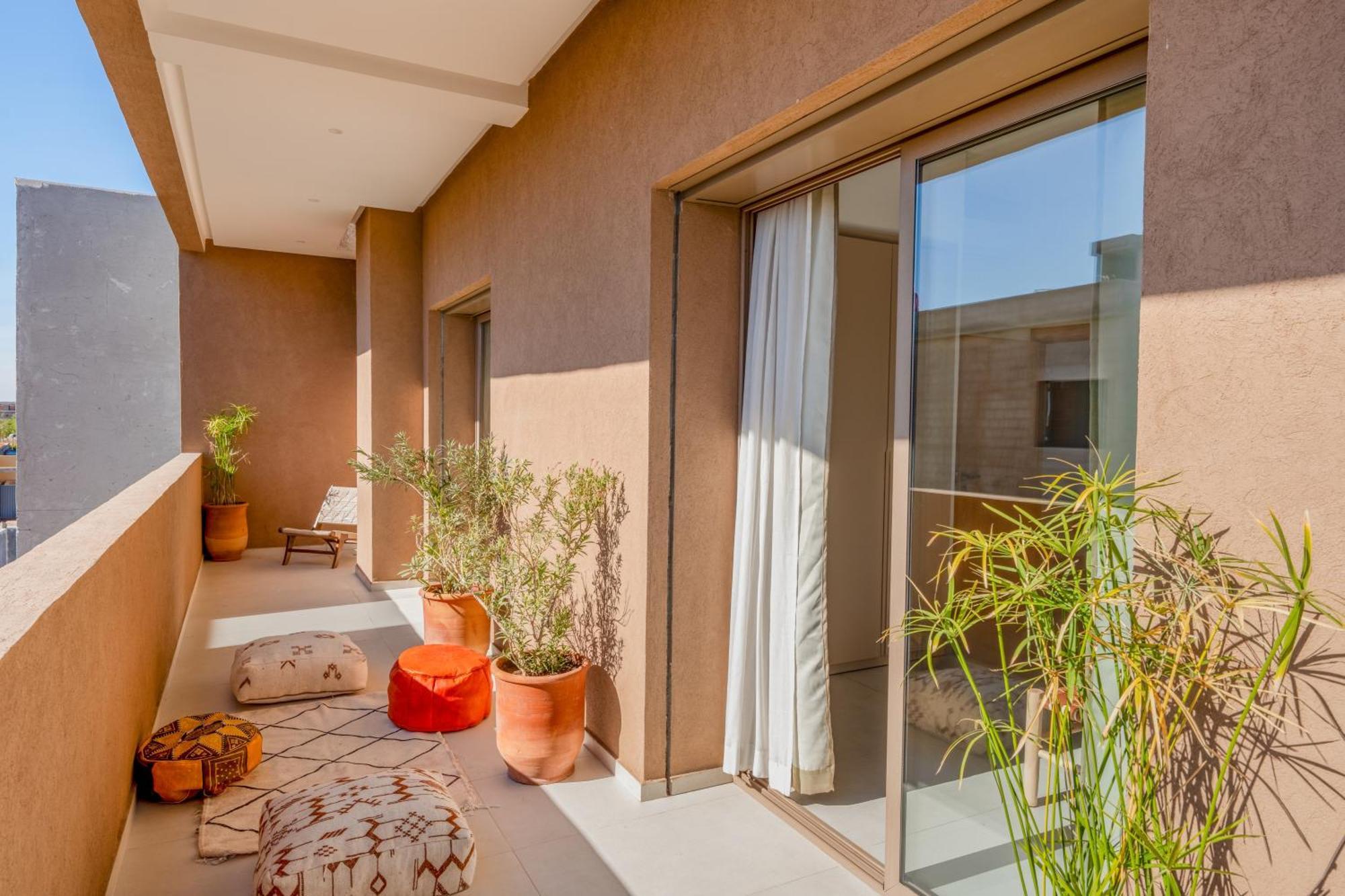 Villa Dar Yas, Luxe A 15min Du Centre Avec Piscine Chauffee, Cuisiniere, Chauffeur, Air Hockey, Ping-pong & Jeux De Societe