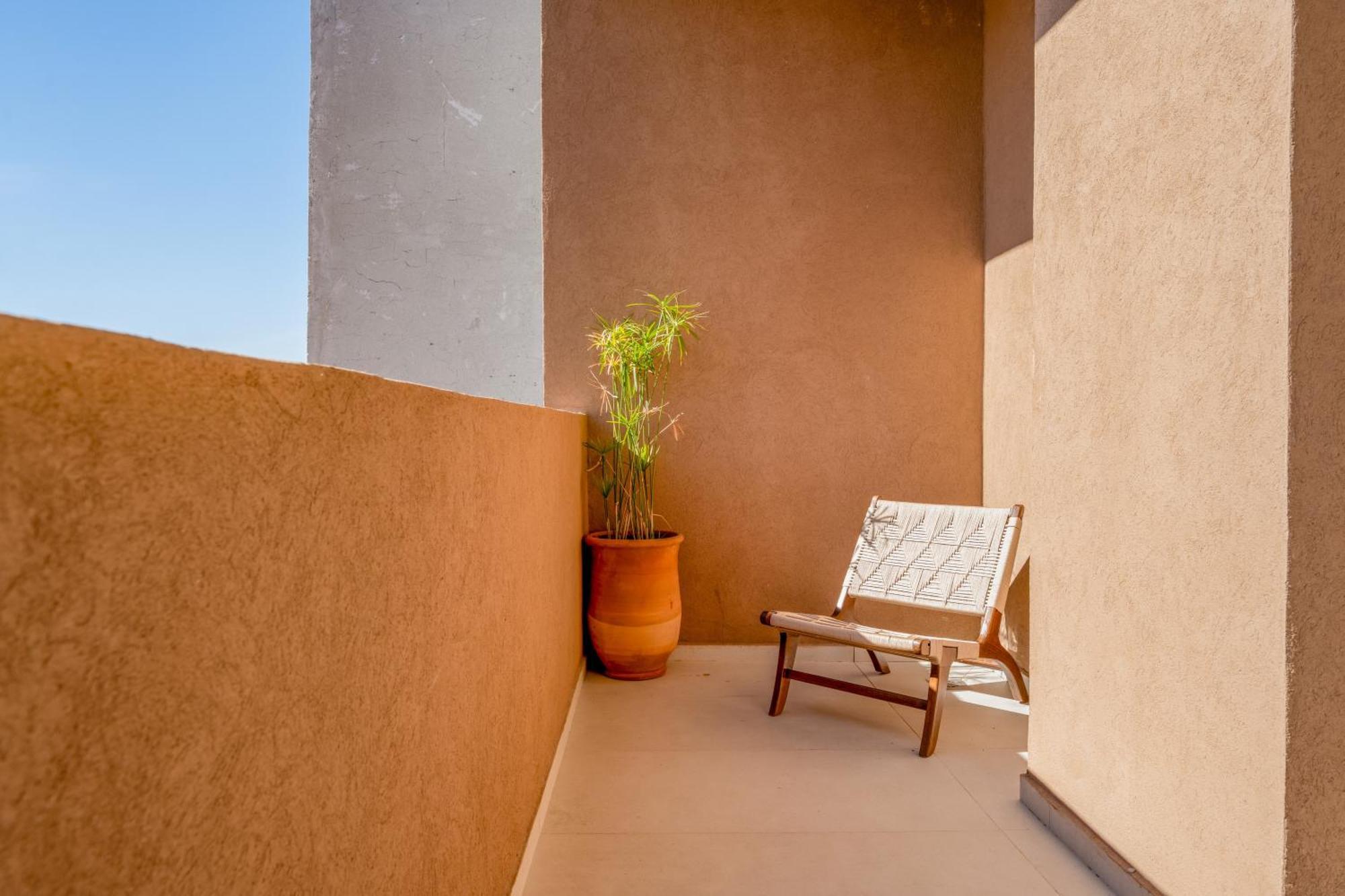 Villa Dar Yas, Luxe A 15min Du Centre Avec Piscine Chauffee, Cuisiniere, Chauffeur, Air Hockey, Ping-pong & Jeux De Societe