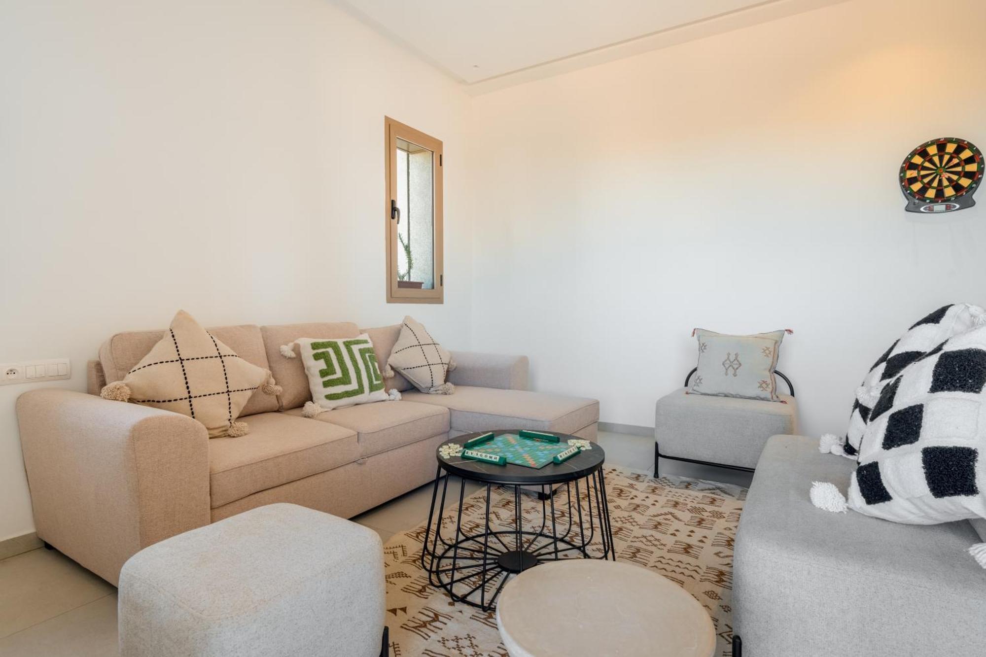 Villa Dar Yas, Luxe A 15min Du Centre Avec Piscine Chauffee, Cuisiniere, Chauffeur, Air Hockey, Ping-pong & Jeux De Societe *