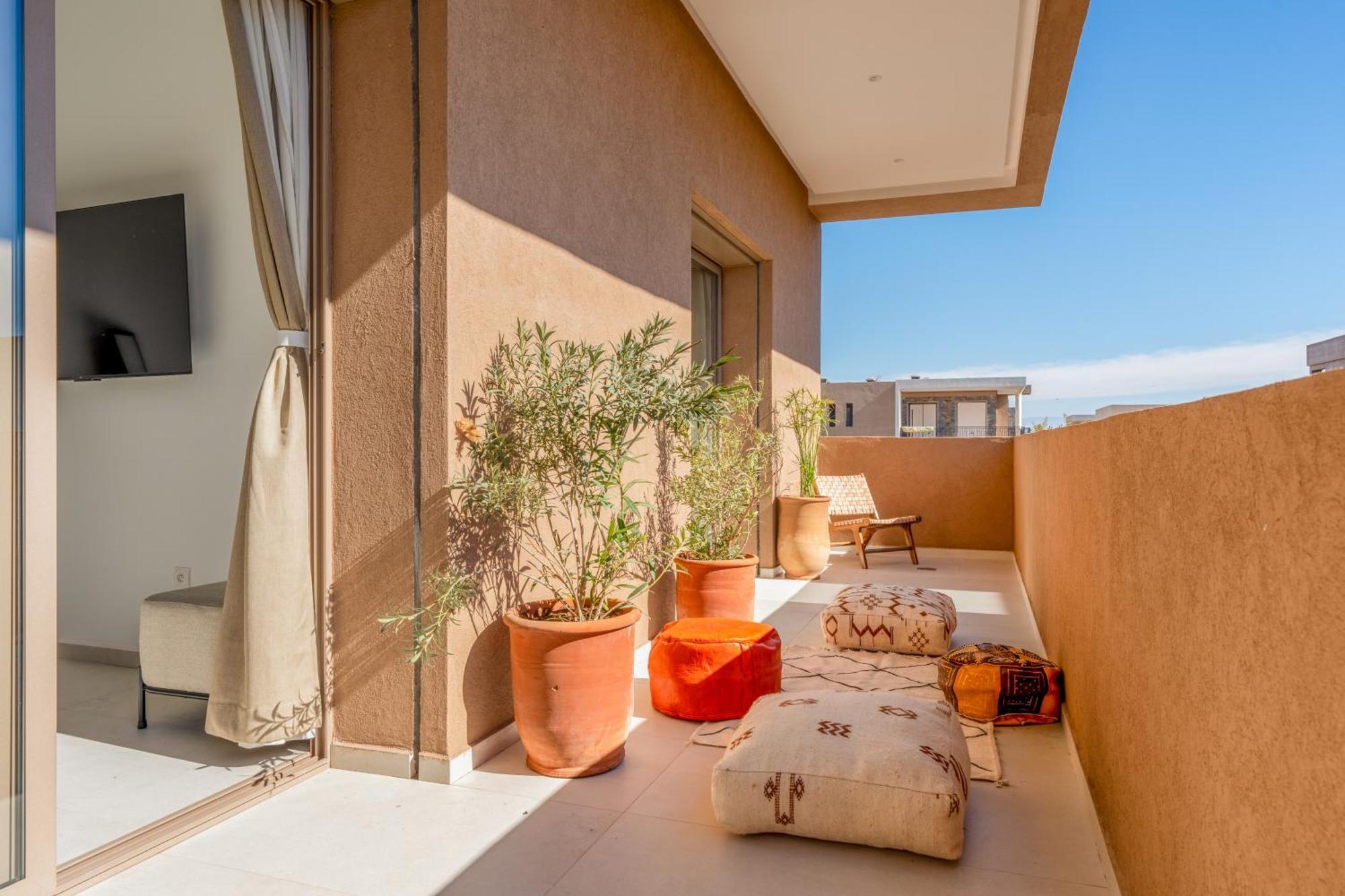 Dar Yas, Luxe A 15min Du Centre Avec Piscine Chauffee, Cuisiniere, Chauffeur, Air Hockey, Ping-pong & Jeux De Societe *