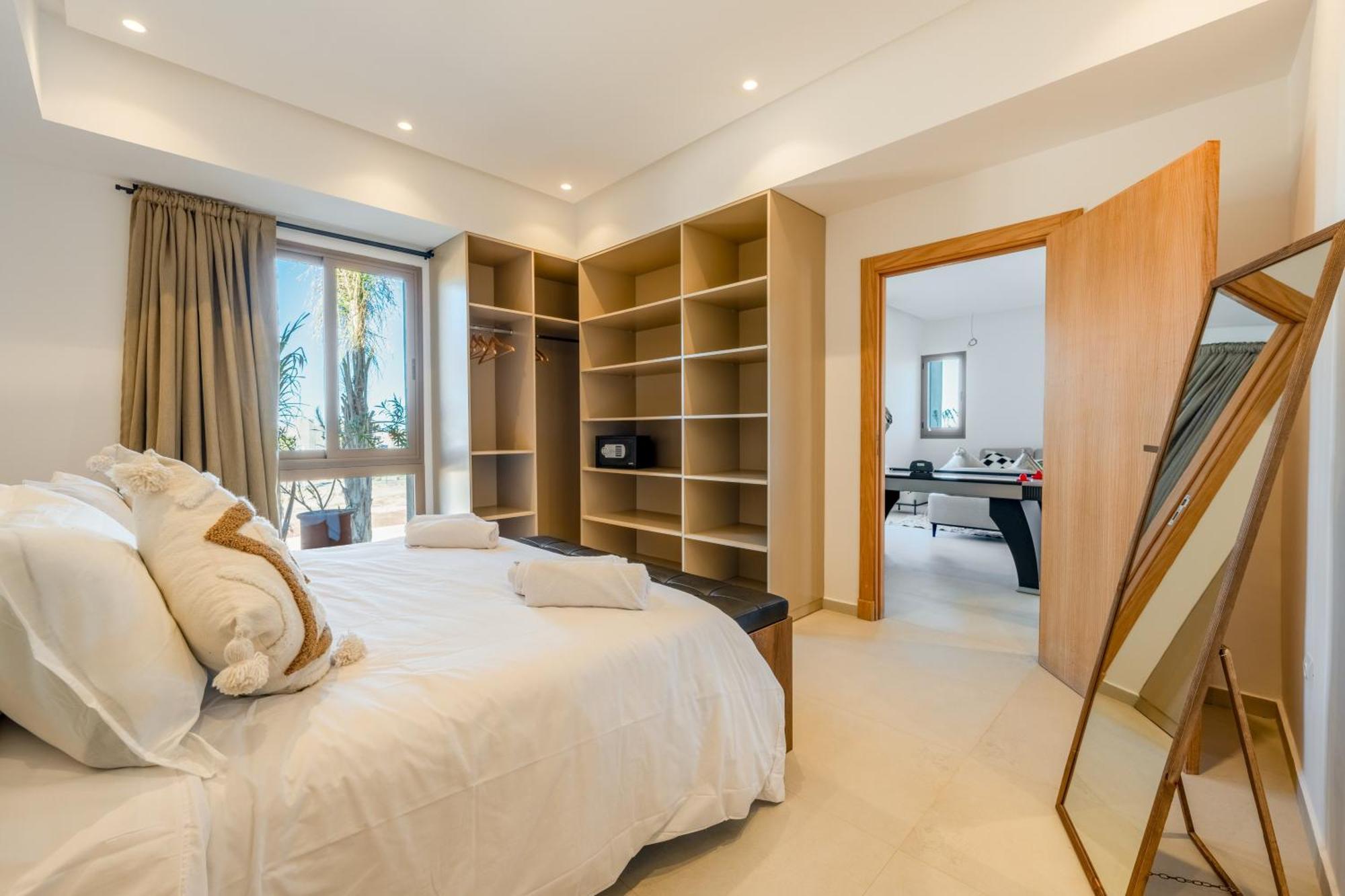 Dar Yas, Luxe A 15min Du Centre Avec Piscine Chauffee, Cuisiniere, Chauffeur, Air Hockey, Ping-pong & Jeux De Societe * Marrakesh