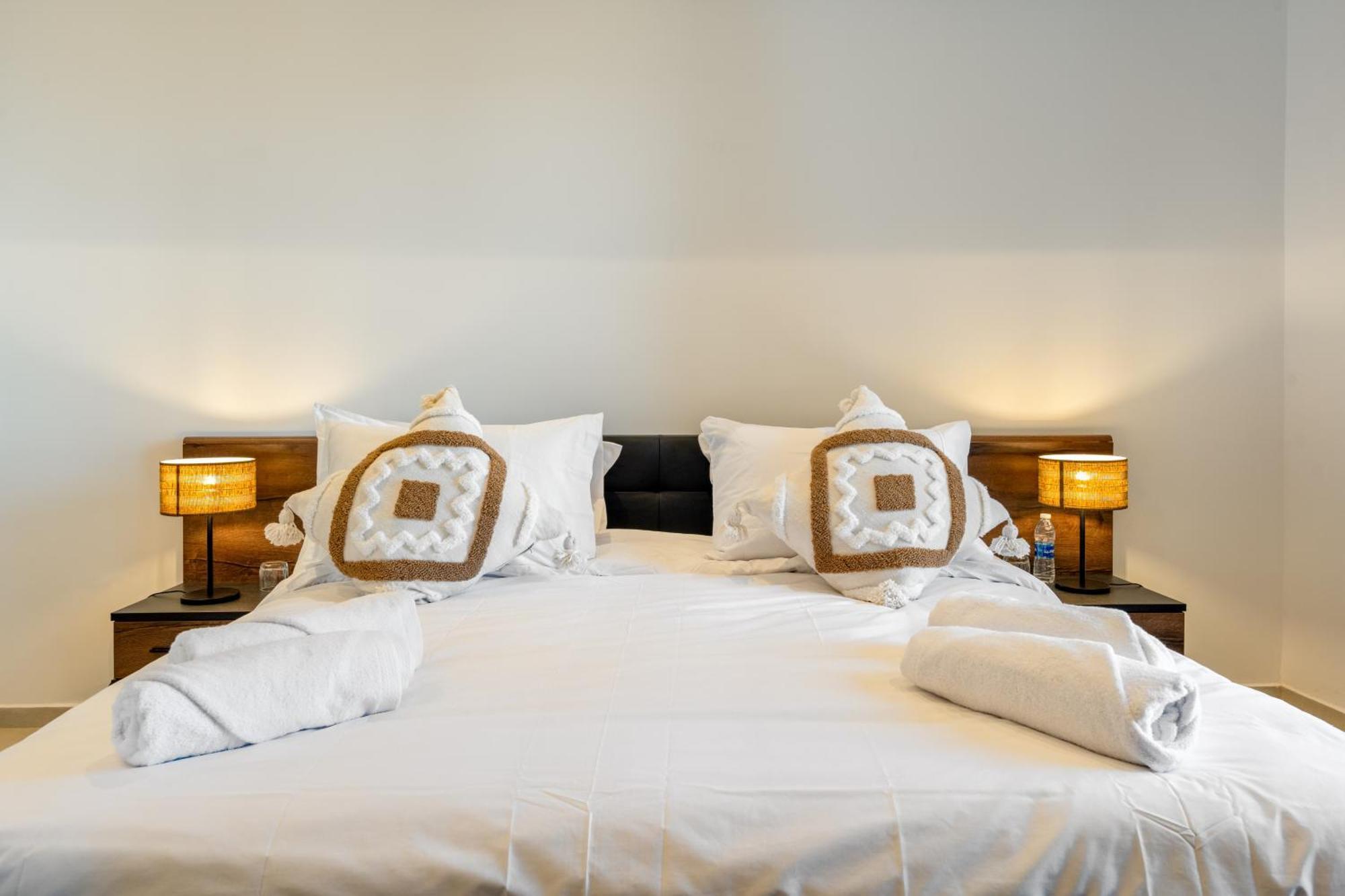 Dar Yas, Luxe A 15min Du Centre Avec Piscine Chauffee, Cuisiniere, Chauffeur, Air Hockey, Ping-pong & Jeux De Societe *