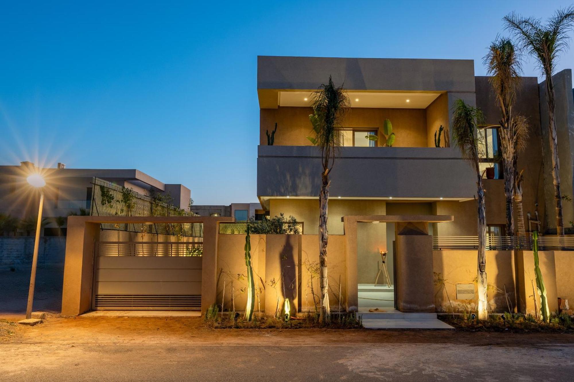 Dar Yas, Luxe A 15min Du Centre Avec Piscine Chauffee, Cuisiniere, Chauffeur, Air Hockey, Ping-pong & Jeux De Societe Villa Marrakesh