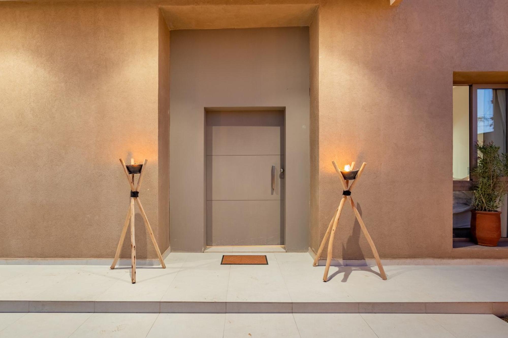 Villa Dar Yas, Luxe A 15min Du Centre Avec Piscine Chauffee, Cuisiniere, Chauffeur, Air Hockey, Ping-pong & Jeux De Societe *