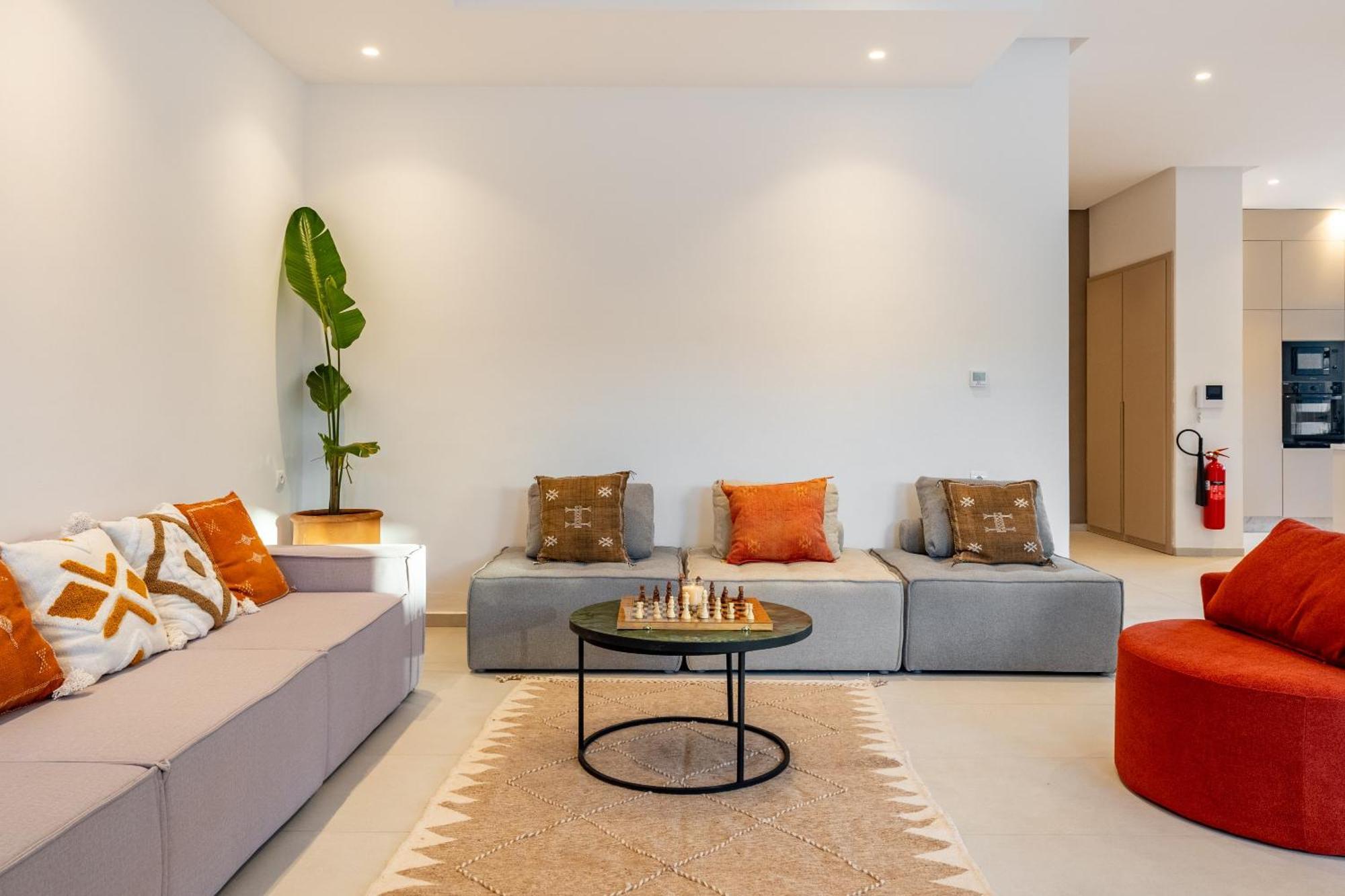 Dar Yas, Luxe A 15min Du Centre Avec Piscine Chauffee, Cuisiniere, Chauffeur, Air Hockey, Ping-pong & Jeux De Societe Villa Marrakesh