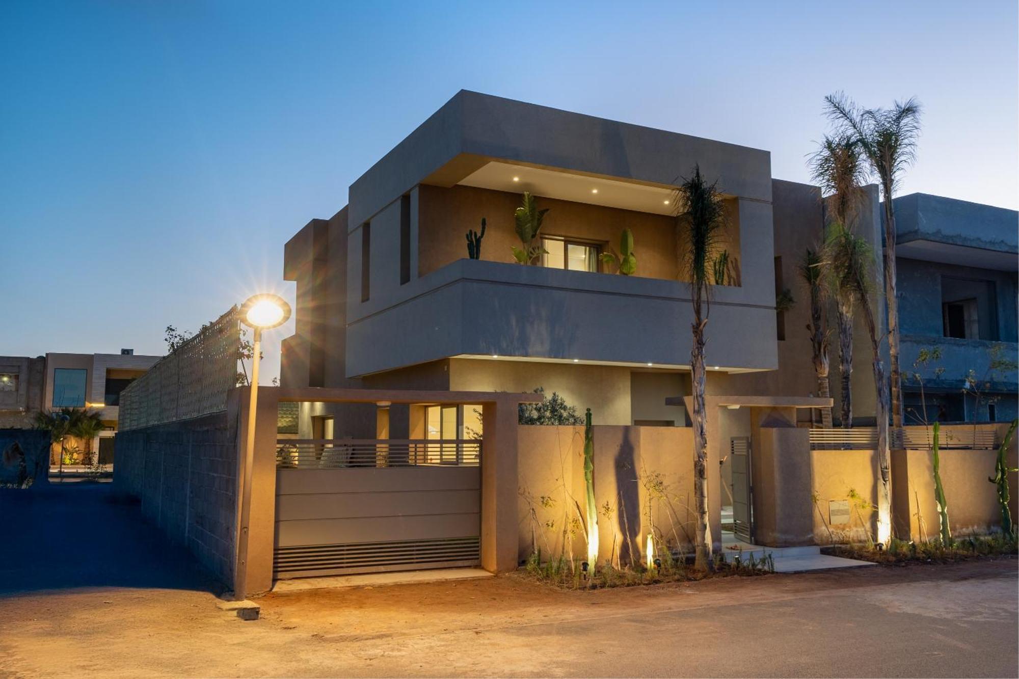 Dar Yas, Luxe A 15min Du Centre Avec Piscine Chauffee, Cuisiniere, Chauffeur, Air Hockey, Ping-pong & Jeux De Societe *