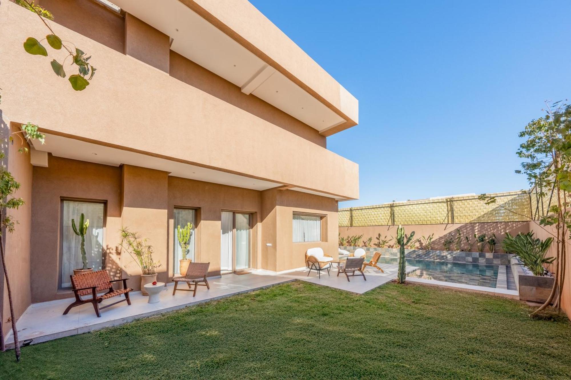 Dar Yas, Luxe A 15min Du Centre Avec Piscine Chauffee, Cuisiniere, Chauffeur, Air Hockey, Ping-pong & Jeux De Societe Marrakesh