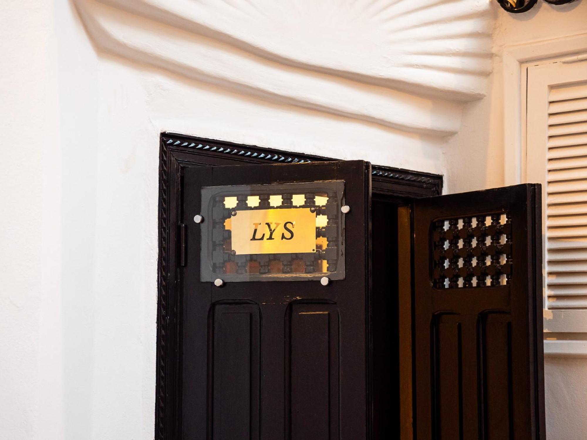 Riad Jebly - Exclusive - Panoramic View Rooftop , Pool & Breakfast Holiday home *