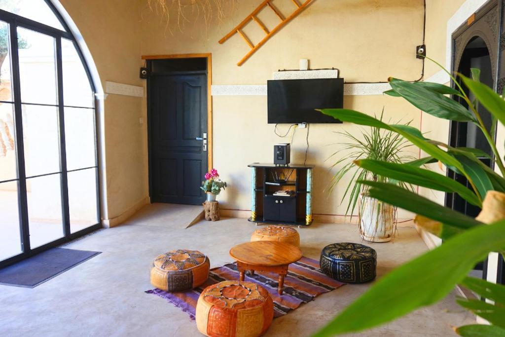 Run Marine, Elegant Private In Marrakech With Heated Pool Option *