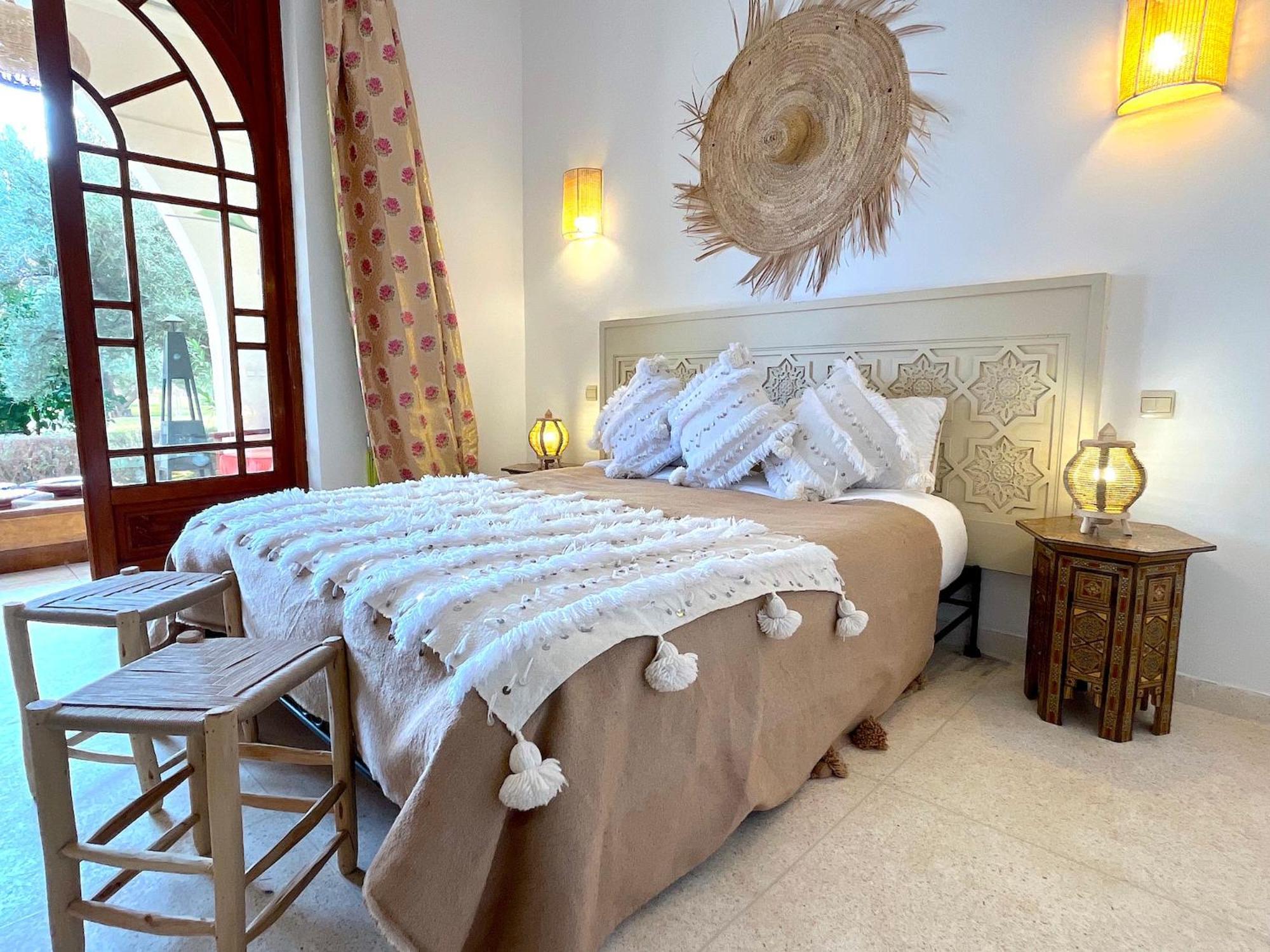 Palais Debora Villa *