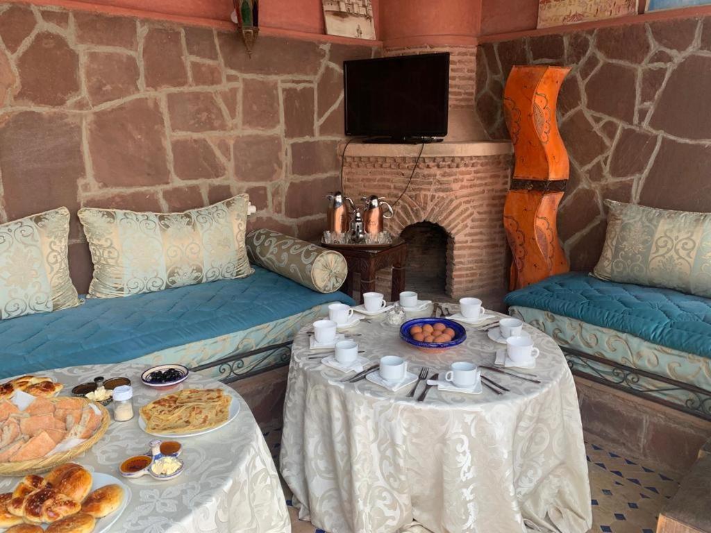 Riad Lalla Khiti