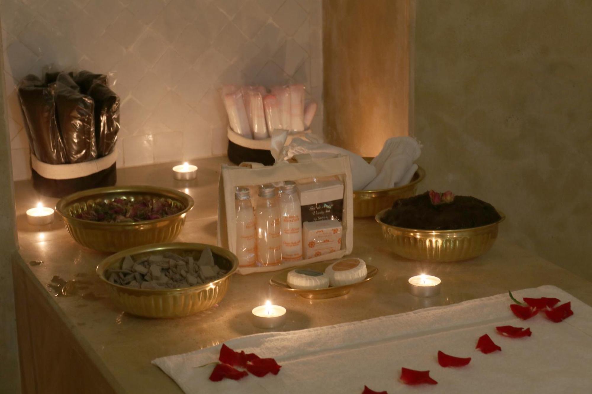Bed & Breakfast Wazani Square & 3*