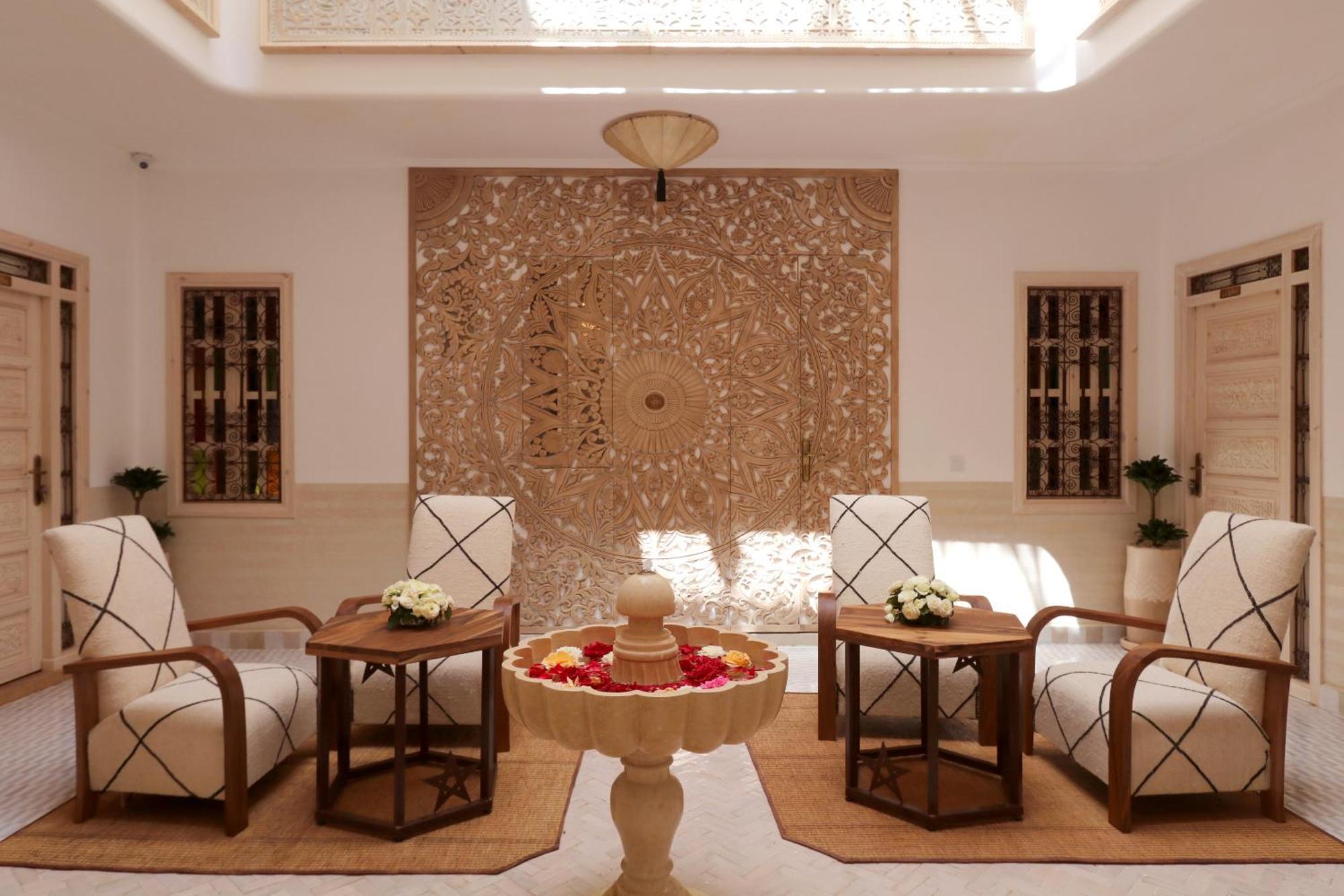 Wazani Square & 3* Marrakesh