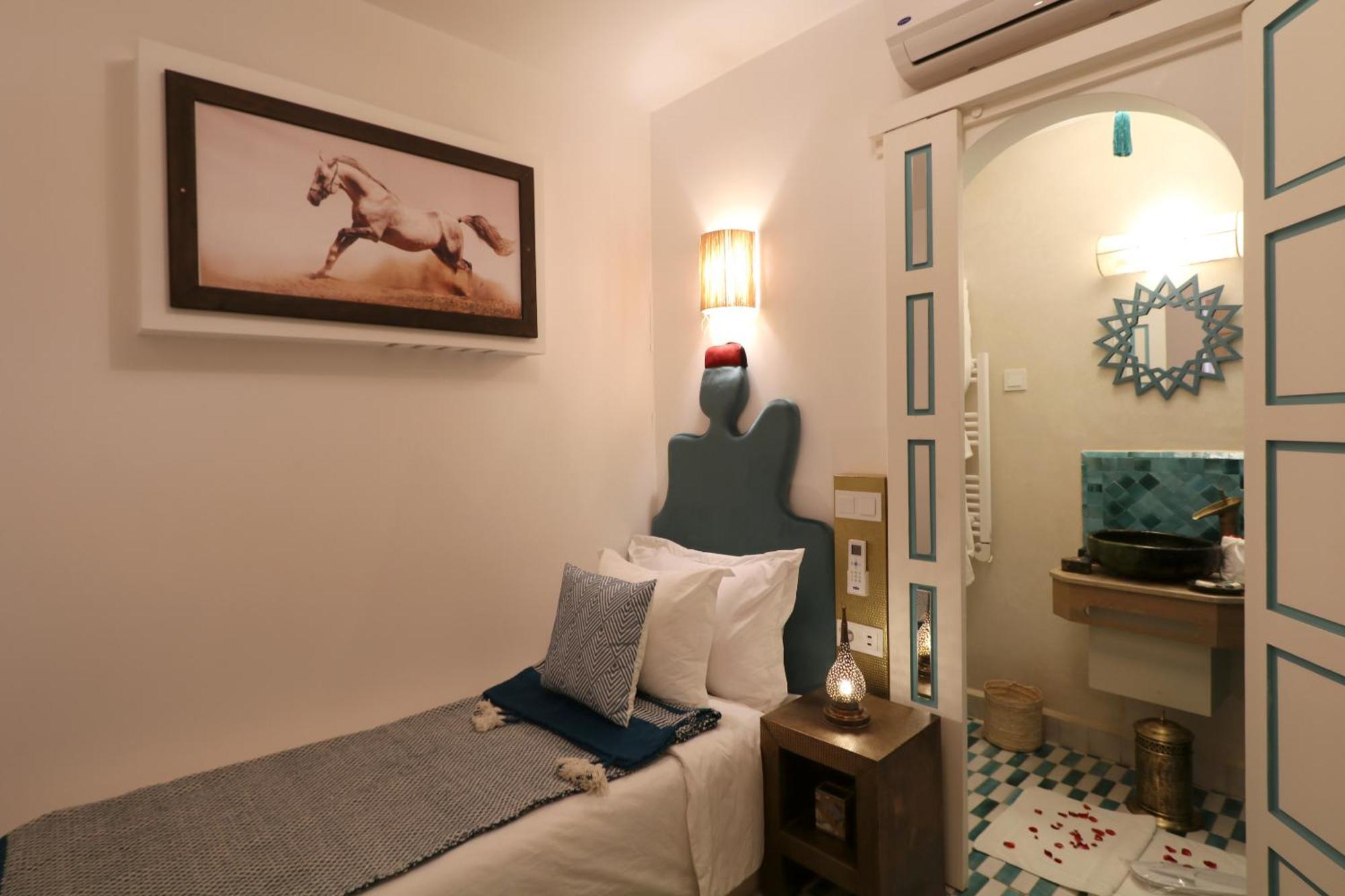 Wazani Square & Bed & Breakfast 3*