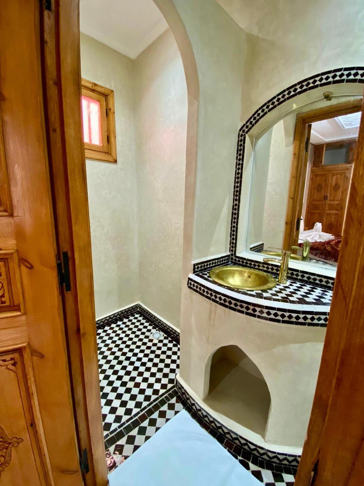 Rose Mati Riad