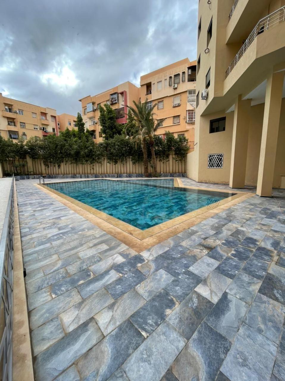 Apartment Confortable Centre Avec Piscine *
