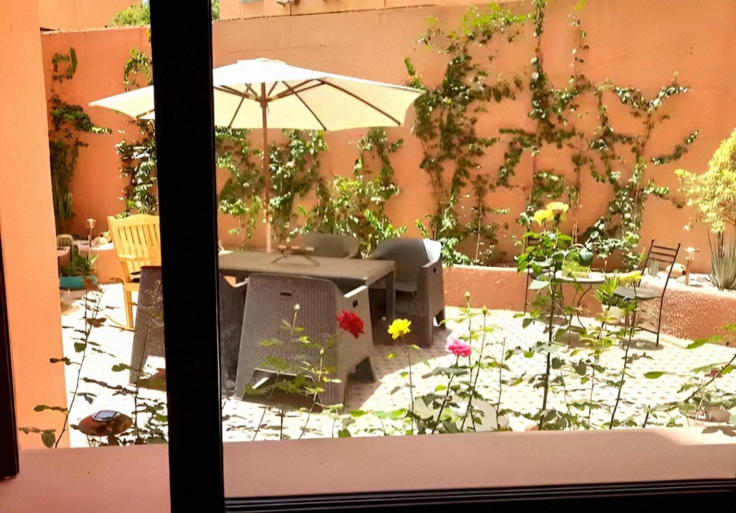 Duplex Raffine Avec Terrasse Verdoyante Et Vegetal - A 300m Du Jardin Majorelle Et Musee Yves Saint Laurent - Netflix Et Iptv