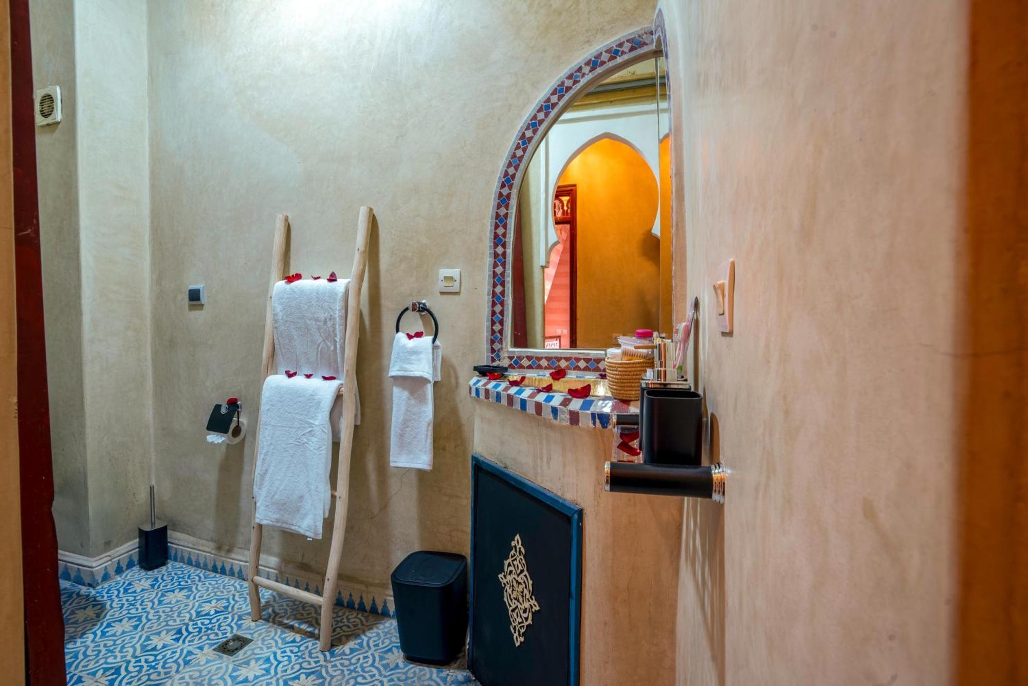 Le Graff Pink Bed & Breakfast Marrakesh