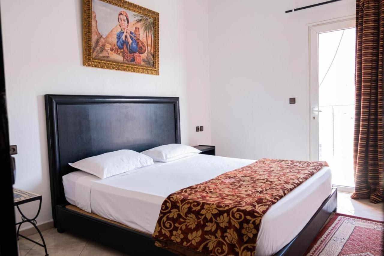 Hb Aparthotel