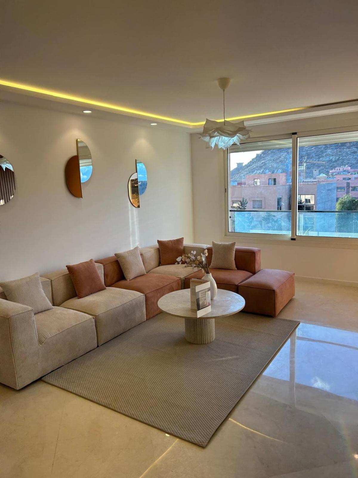 Les 3 Collines - 96m Carre Moderne Avec Vue Sur Gueliz Apartment Marrakesh