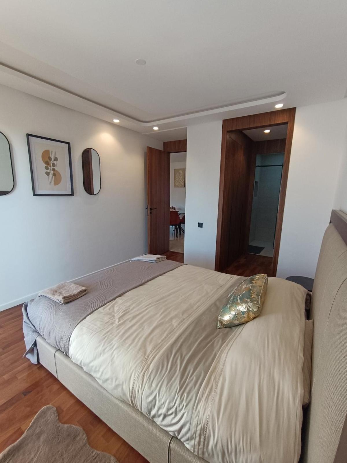 Apartment Les 3 Collines - 96m Carre Moderne Avec Vue Sur Gueliz