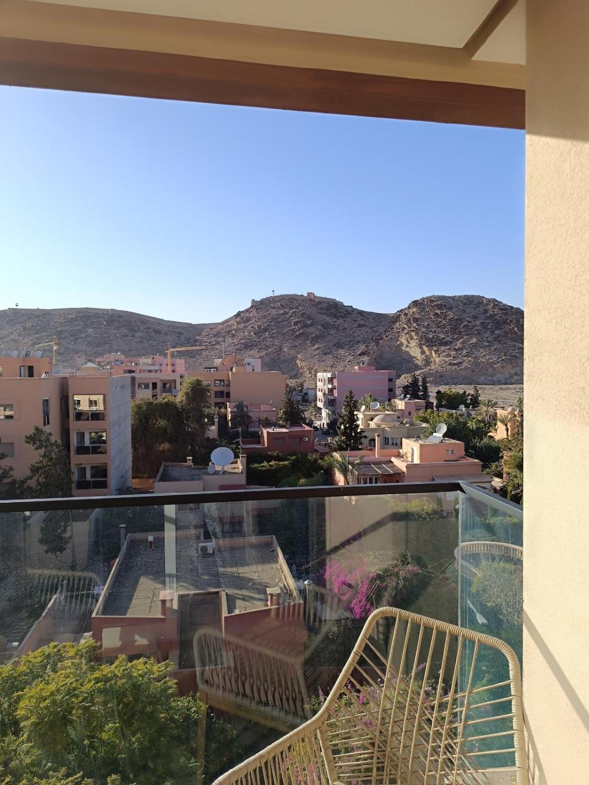 Apartment Les 3 Collines - 96m Carre Moderne Avec Vue Sur Gueliz *