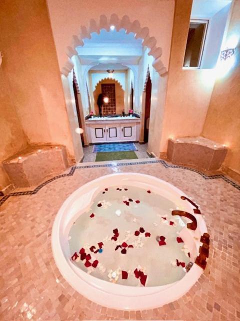 Rayan Marrakech Secteur Palmeraie Dans Propriete De 2 Hectares Avec Jardin Arbres Fruitiers Villa Marrakesh