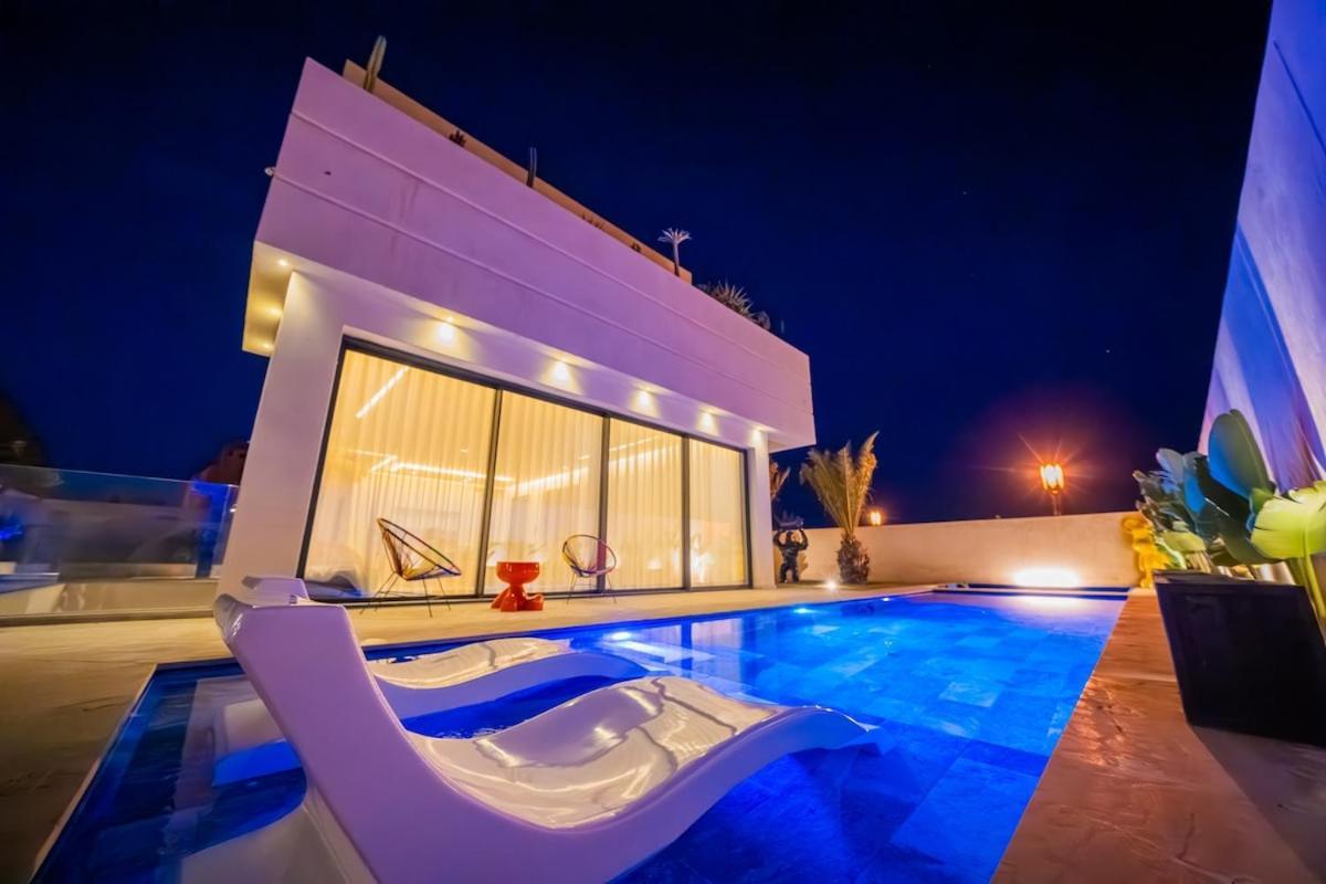 Villa Sakina Hot Pool & Hammam In Amelkis *