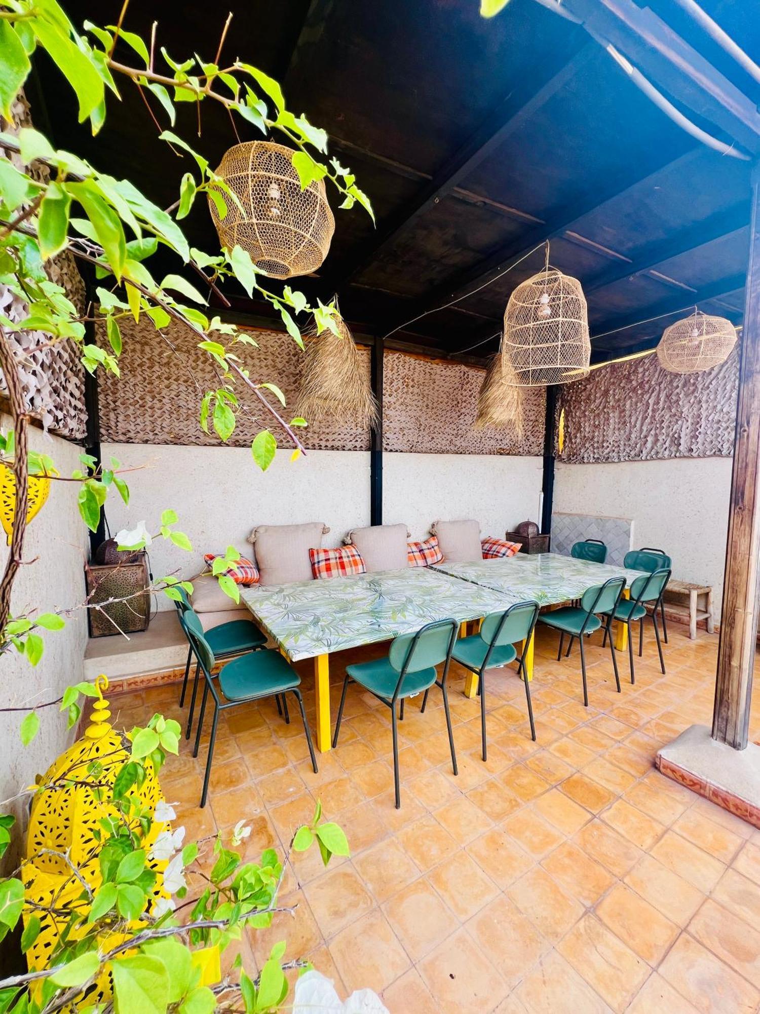 Prive, 5 Et Piscine Holiday home *