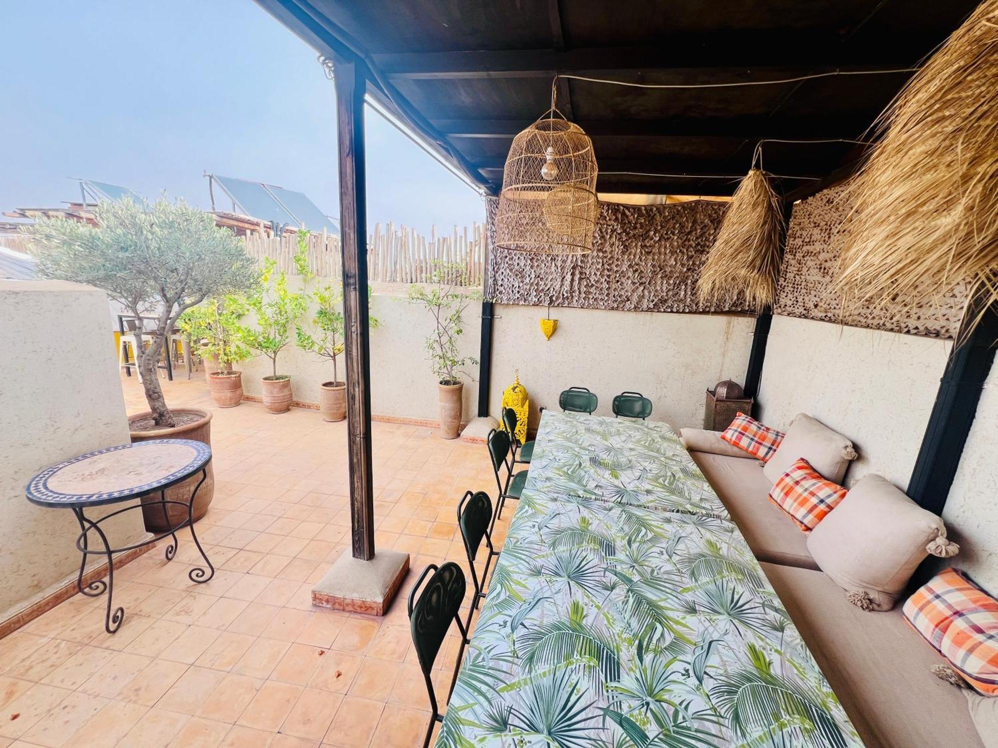 Prive, 5 Et Piscine Holiday home *