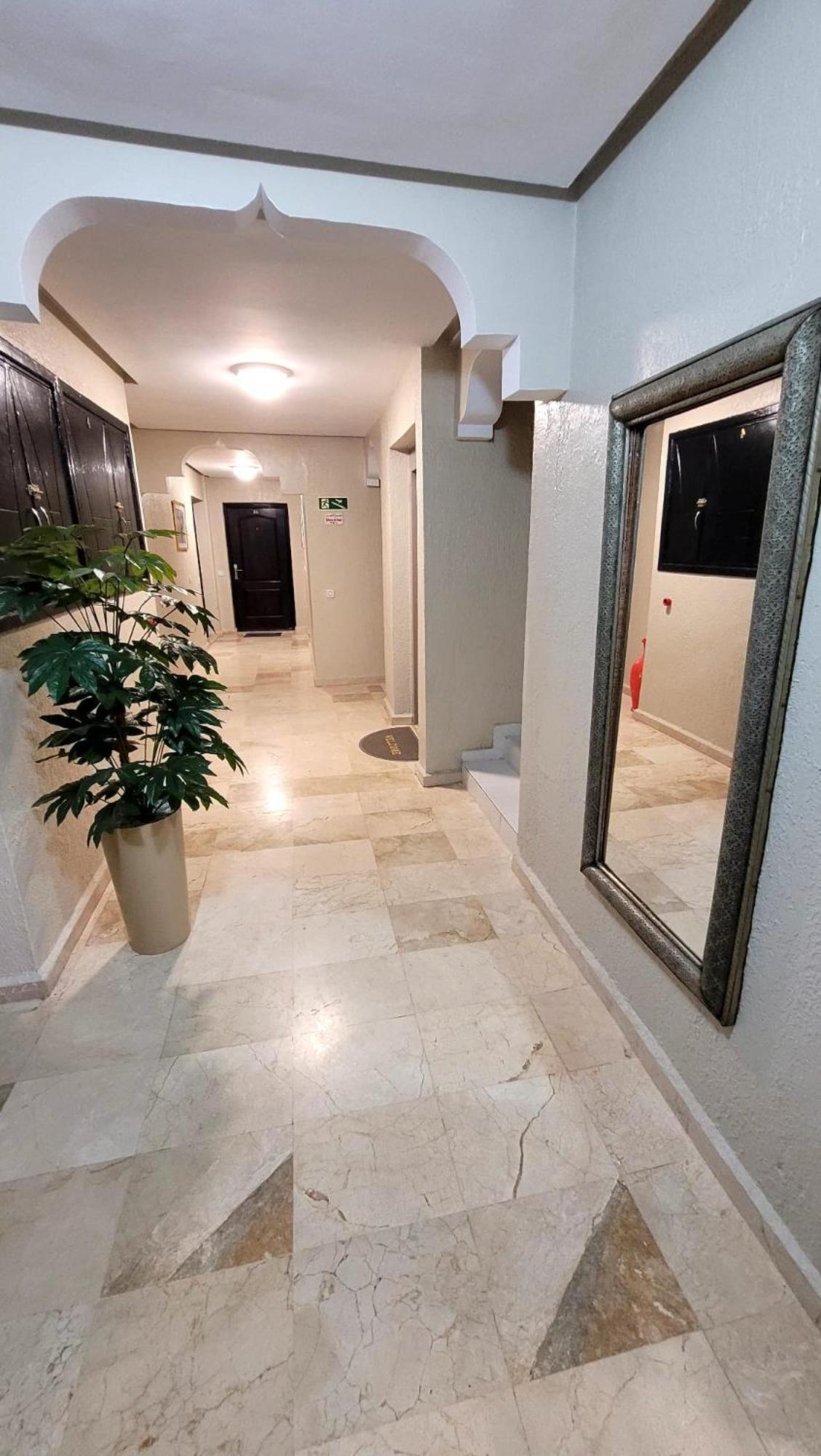 Apartment Le Hivernage 8-37-44 Face Gare Ctm Et A 10mn De L'aeroport Marrakesh
