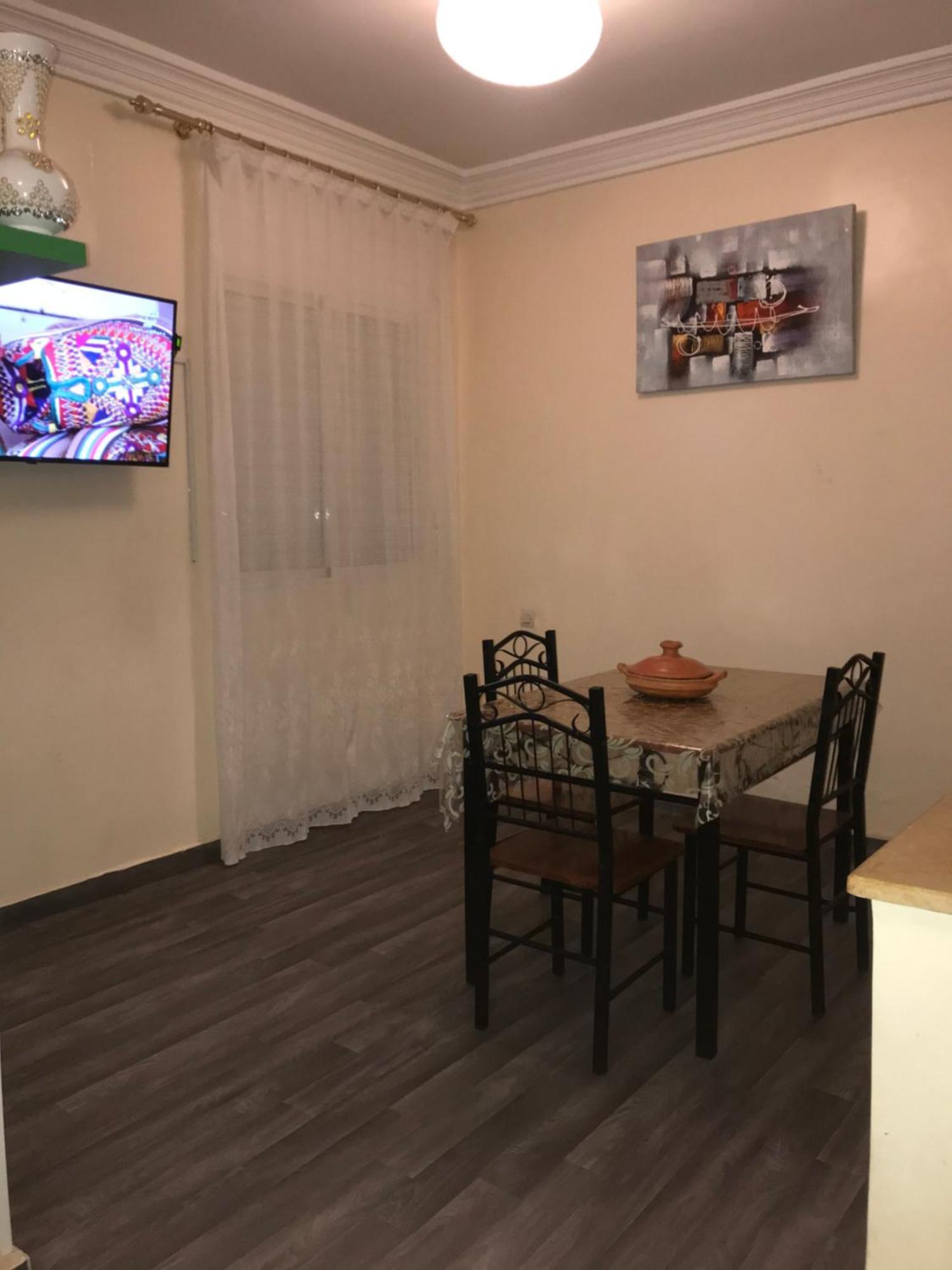 A6 Apartment