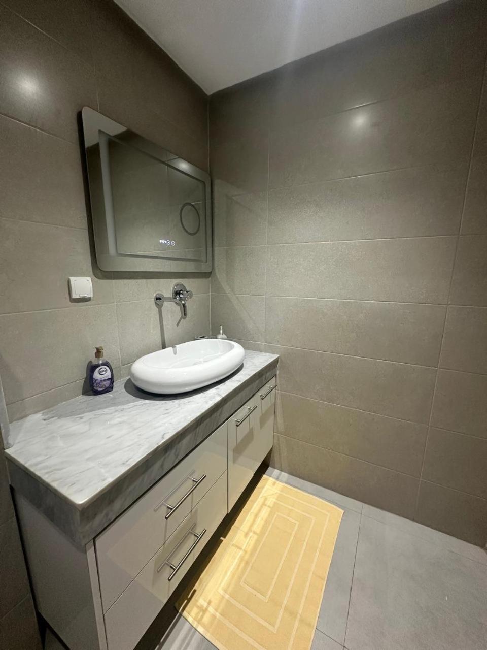 Duplex Jacuzzi Apartment Marrakesh