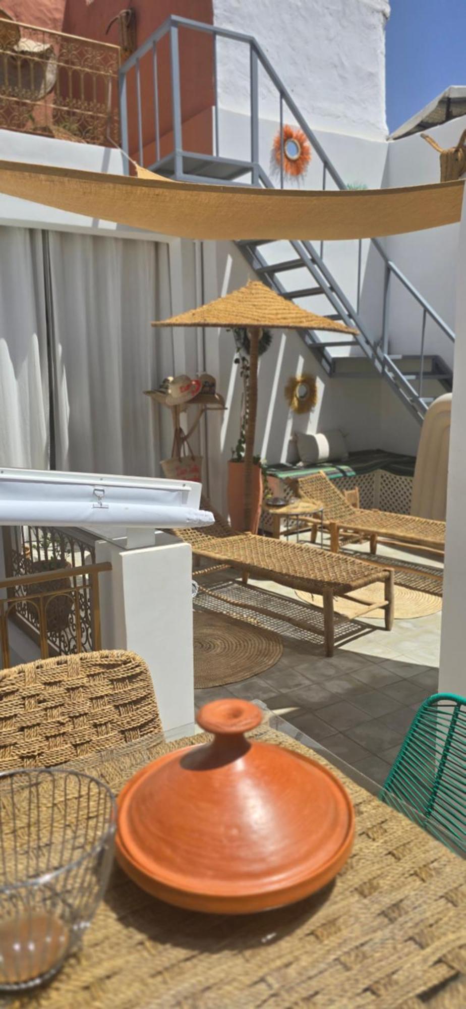 Dar Julia En Exclusivite Avec Jacuzzi