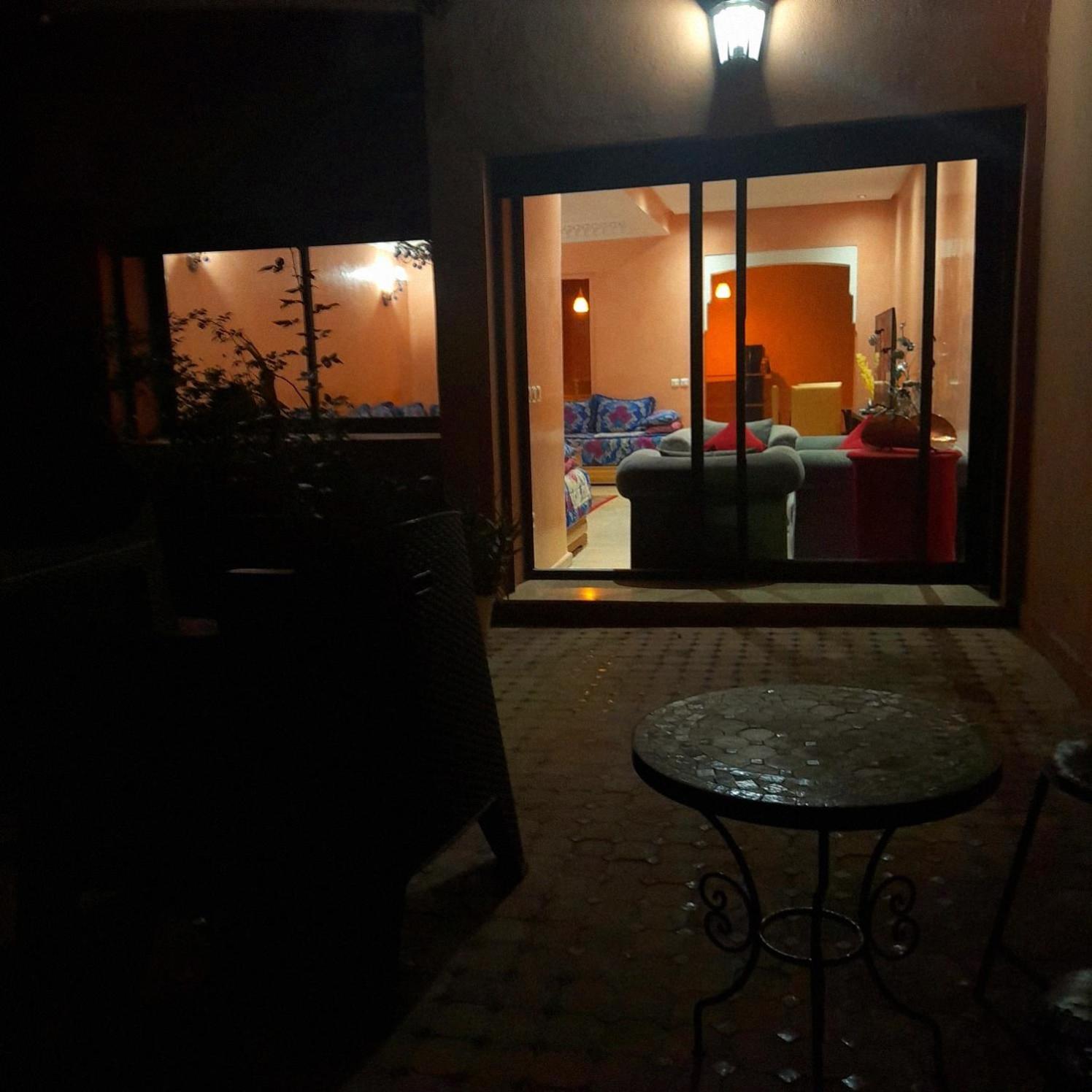 Duplex Raffine Avec Terrasse Verdoyante Et Vegetal - A 300m Du Jardin Majorelle Et Musee Yves Saint Laurent - Netflix Et Iptv Apartment Marrakesh