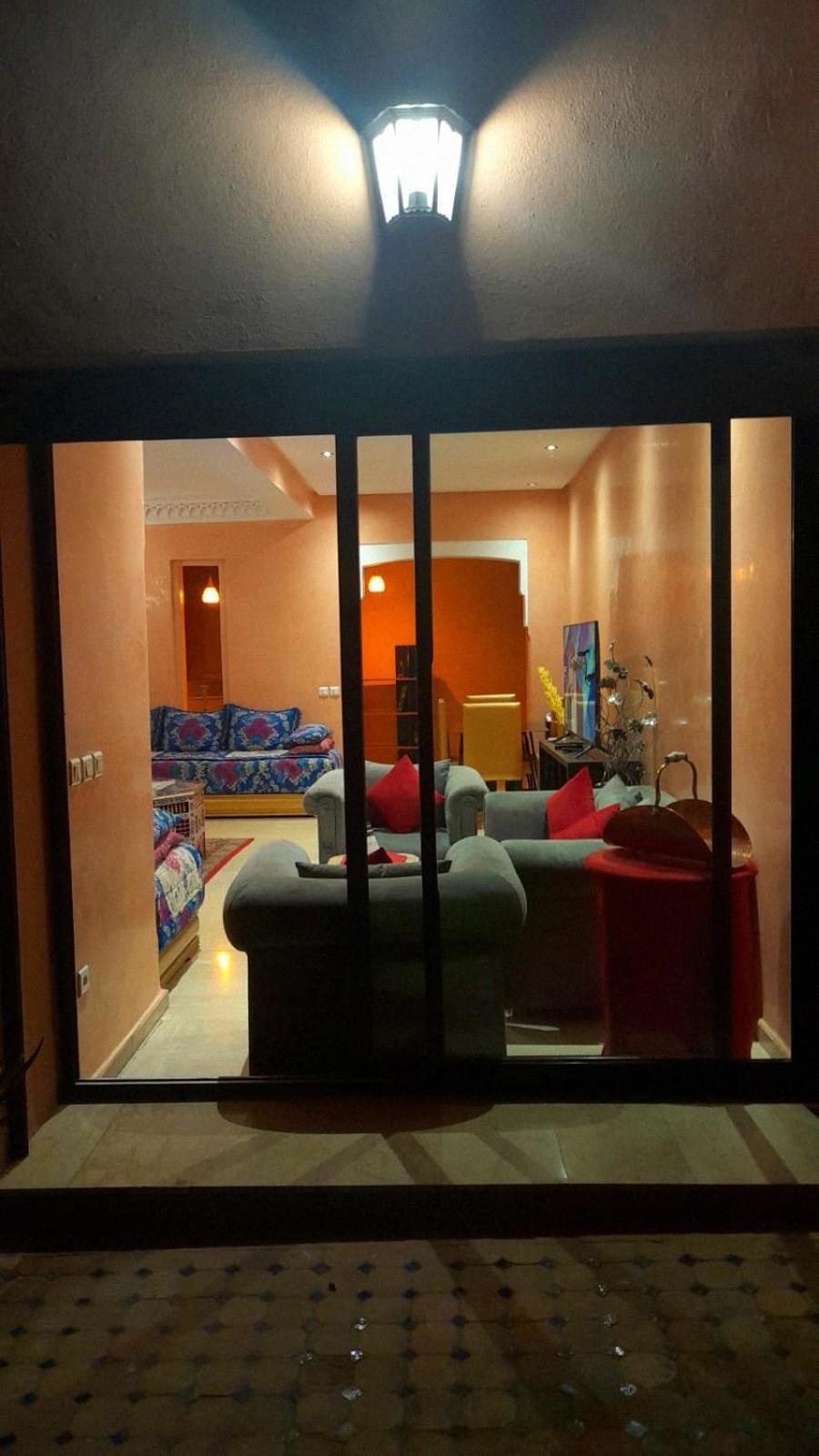 Duplex Raffine Avec Terrasse Verdoyante Et Vegetal - A 300m Du Jardin Majorelle Et Musee Yves Saint Laurent - Netflix Et Iptv Marrakesh