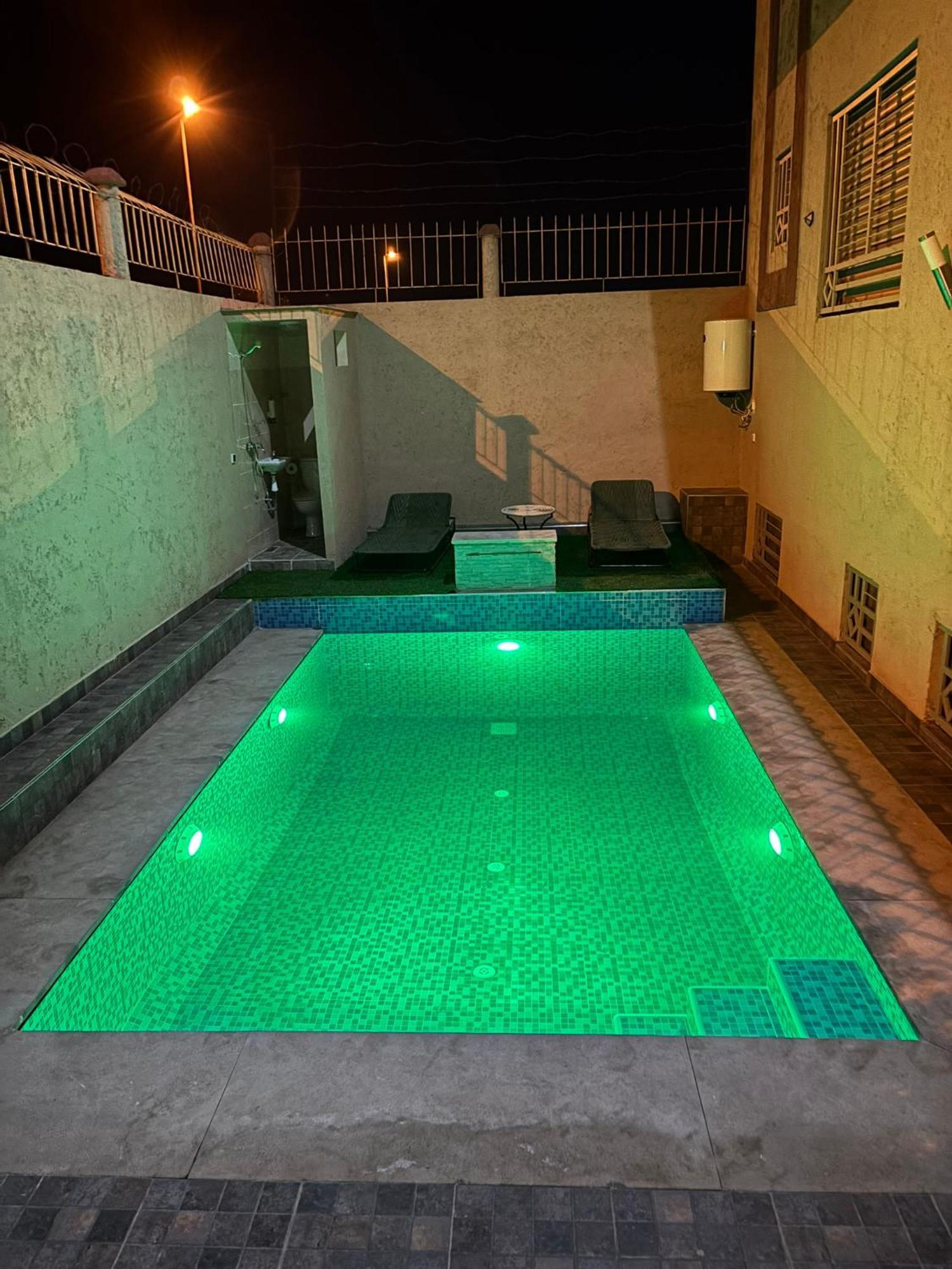 Sara, Superbe Avec Jardin Et Piscine Privee *