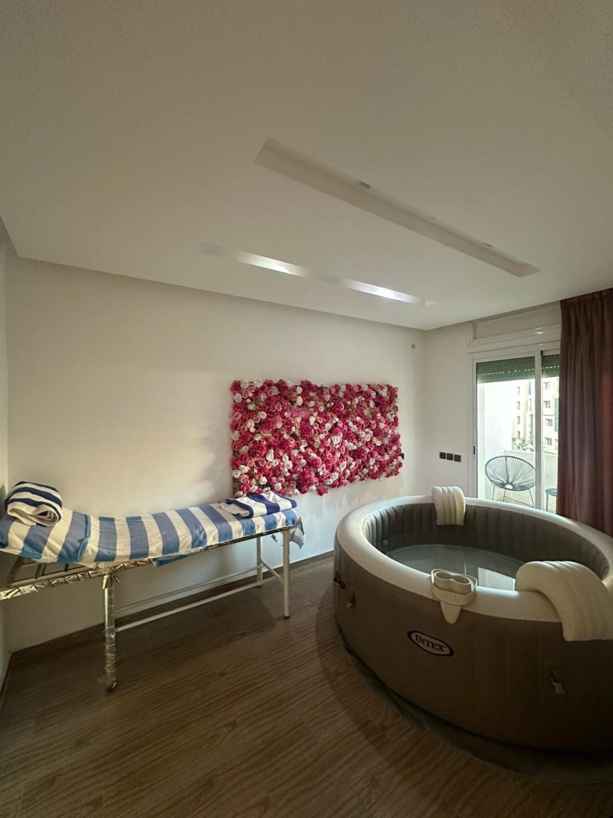 Centre T3 Jacuzzi Prive 2 Min De La Gare Marrakesh
