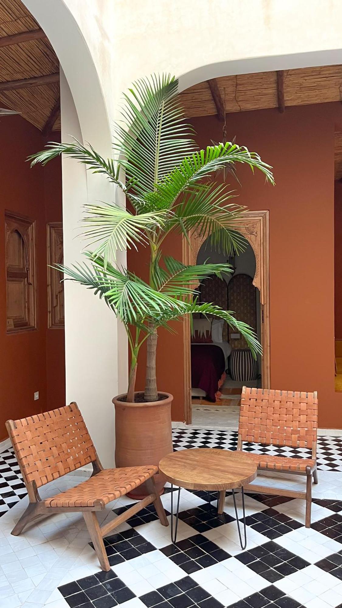 Tassili Boutique Hotel *